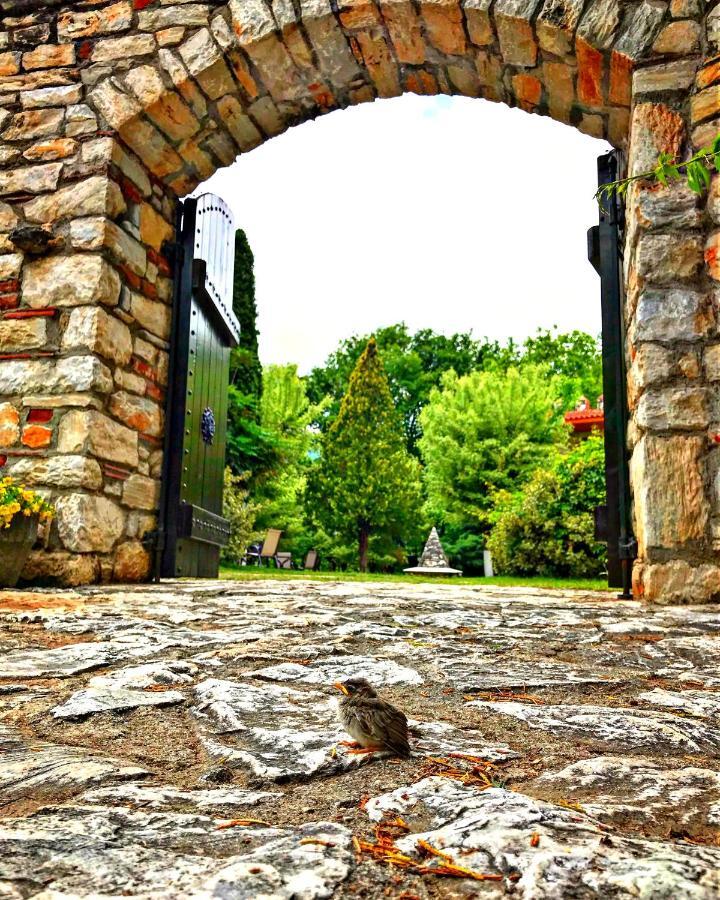Hotel Nemesis Stavroupoli Esterno foto